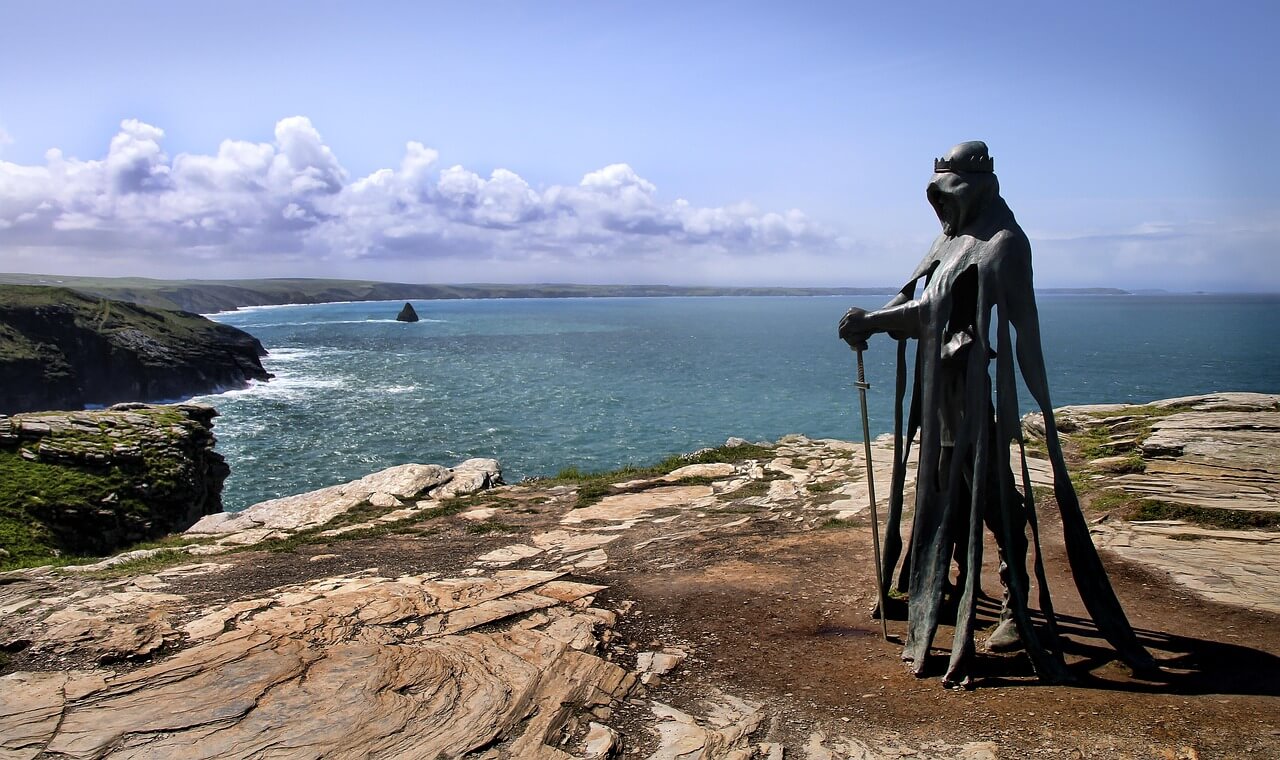 Escultura del rey Arturo en Cornualles