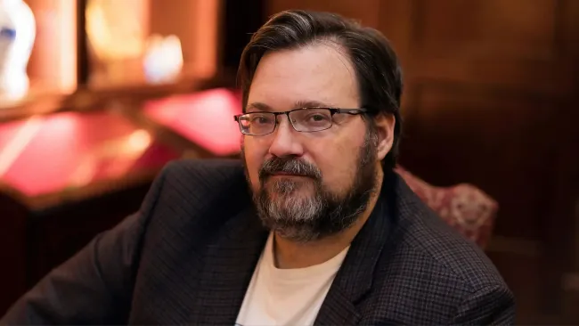 Brandon Sanderson