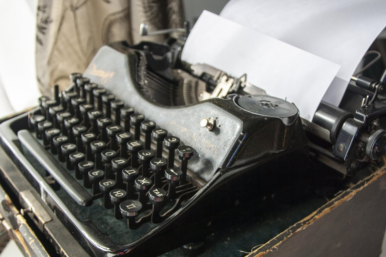 El Negro Literario: la controvertida figura detrás de muchos éxitos editoriales