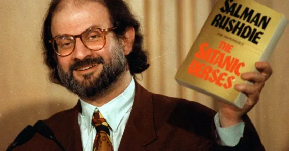 ¿Qué fue la fatwa sobre el escritor británico Salman Rushdie que puso precio a su cabeza?